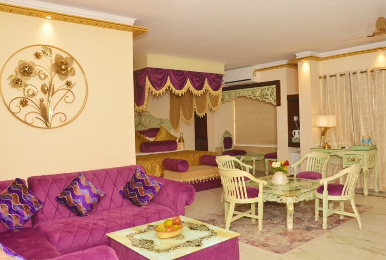 best hotels in rishikesh near ganga 4 768x518