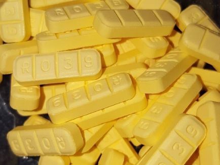 Yellow Xanax Bars R 0 3 9