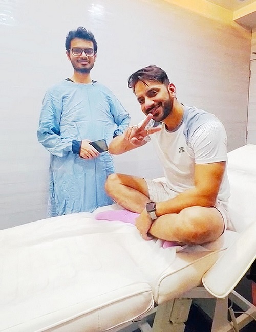 dr ankur with celeb.01c9dbf69d0cc58f9bb2