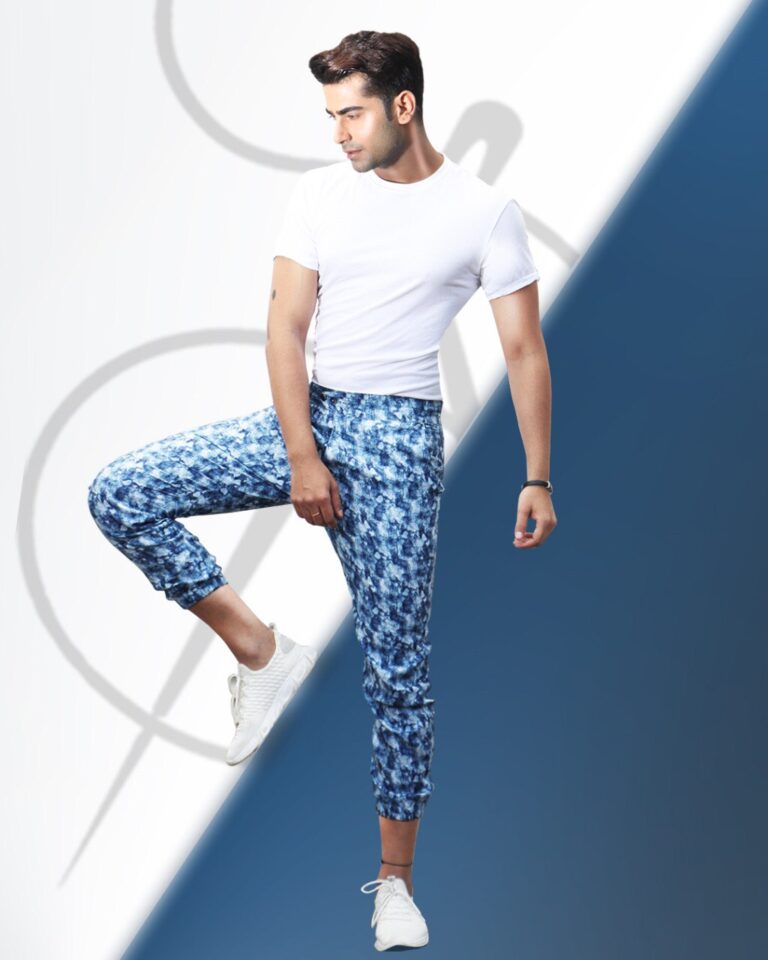 94921287 51bf 49bf b0e0 87691a4a2888 768x960