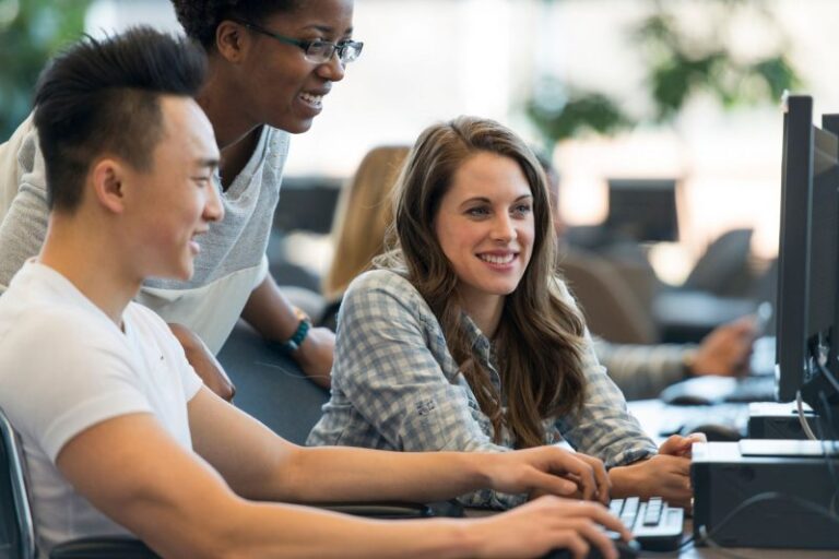 single program cta bg 1 800x533 1 768x512