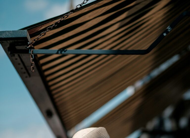 craig whitehead dKA7oi8pOVE unsplash 768x561