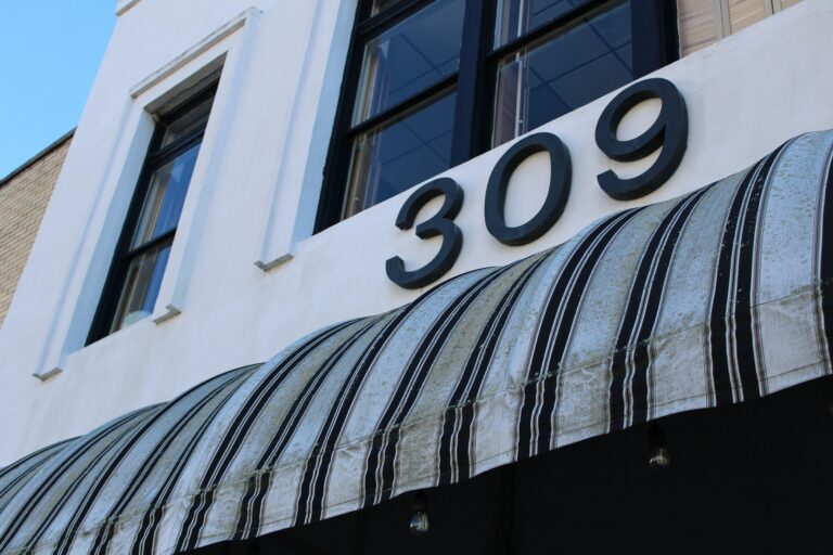 k adams MbIBKUCi420 unsplash 768x512