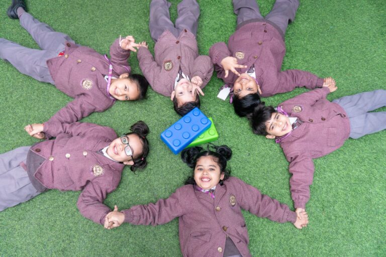Best Private School in East Delhi min 768x512