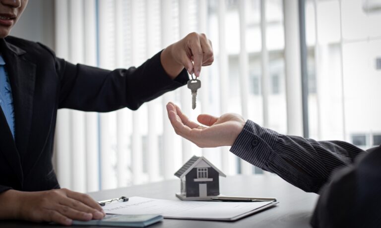 Hamilton House Buyers 1 768x461