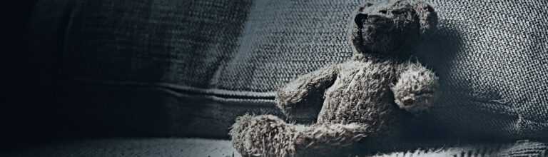 Leslie childhood trauma treatment header 768x220