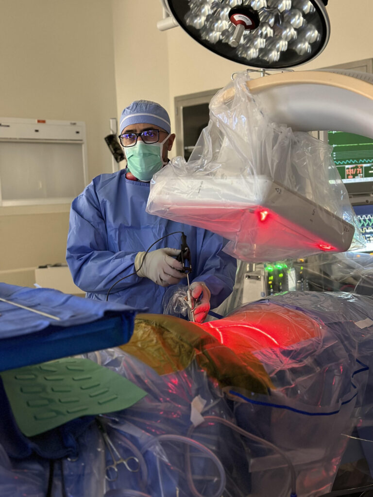 minimally invasive spine surgery florida 768x1024