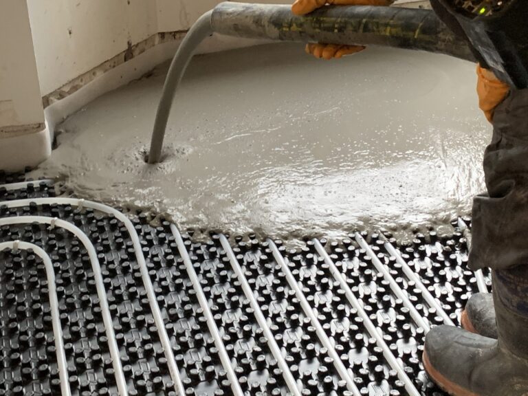 anhydriet en vloerverwarming op schuimbeton scaled 1 768x576