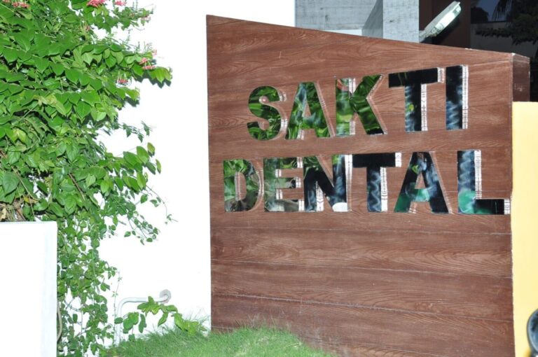 sakti dental cover image 768x510