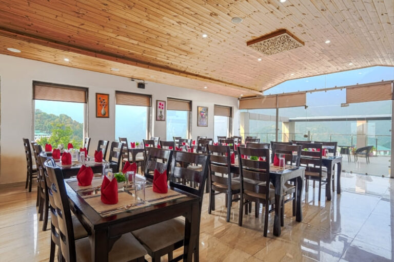 Aliza Inn Suites Restruant1 768x512