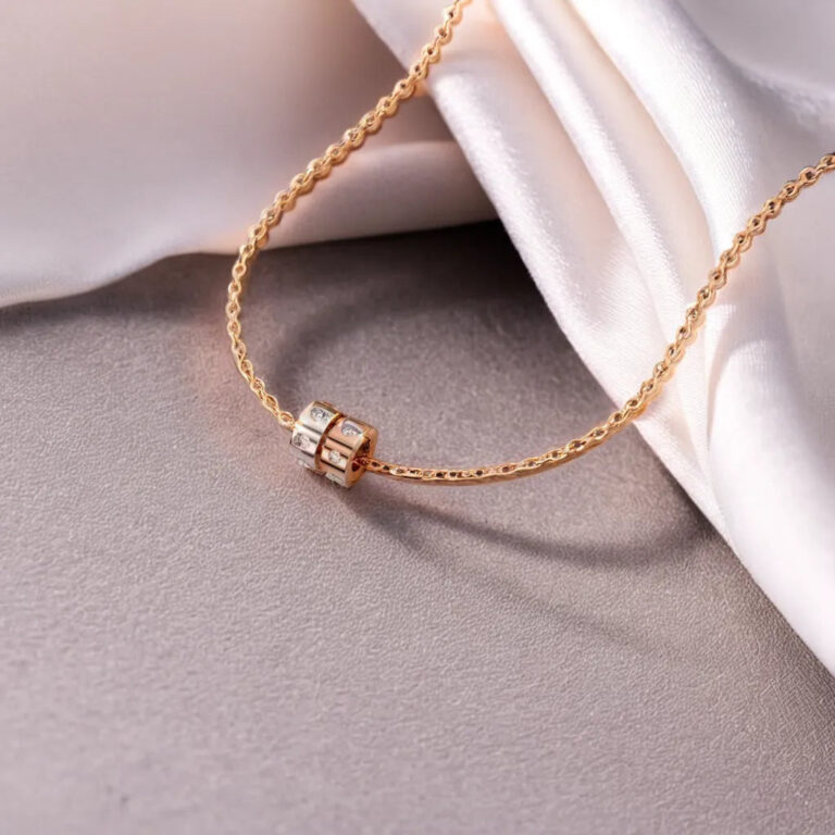 The North Star Lab Diamond Pendant 768x768