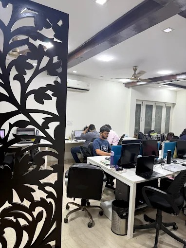 AF1QipNMT9G xTrsdRjwA8bARLD8z5S