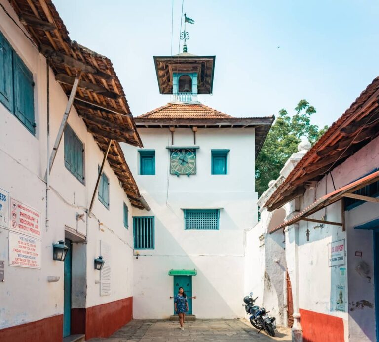 Postcard Madalay hall 768x693