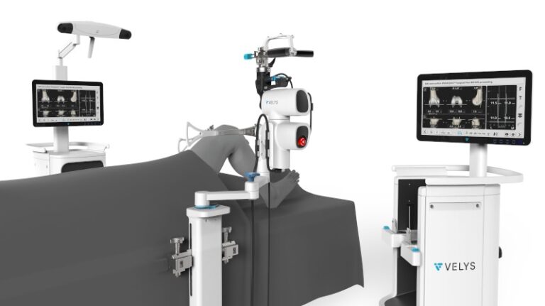 Top Knee Replacement Surgeon in Ahmedabad 2 768x431