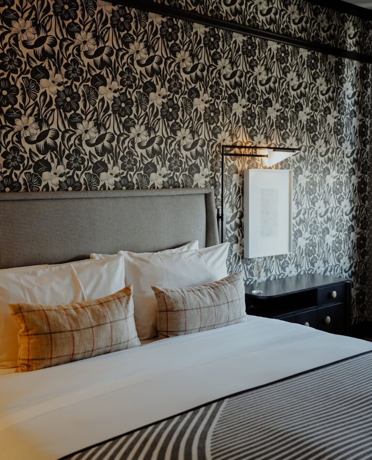 535602918 1377757687688625 909768050041012112 n 768x949