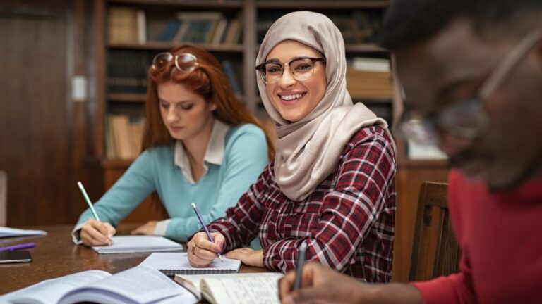 Classroom Student Library Indoor GettyImages 1201406810 768x432