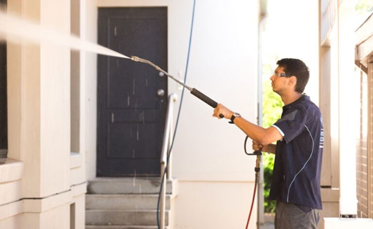Pressure cleaning company Sydney 768x473