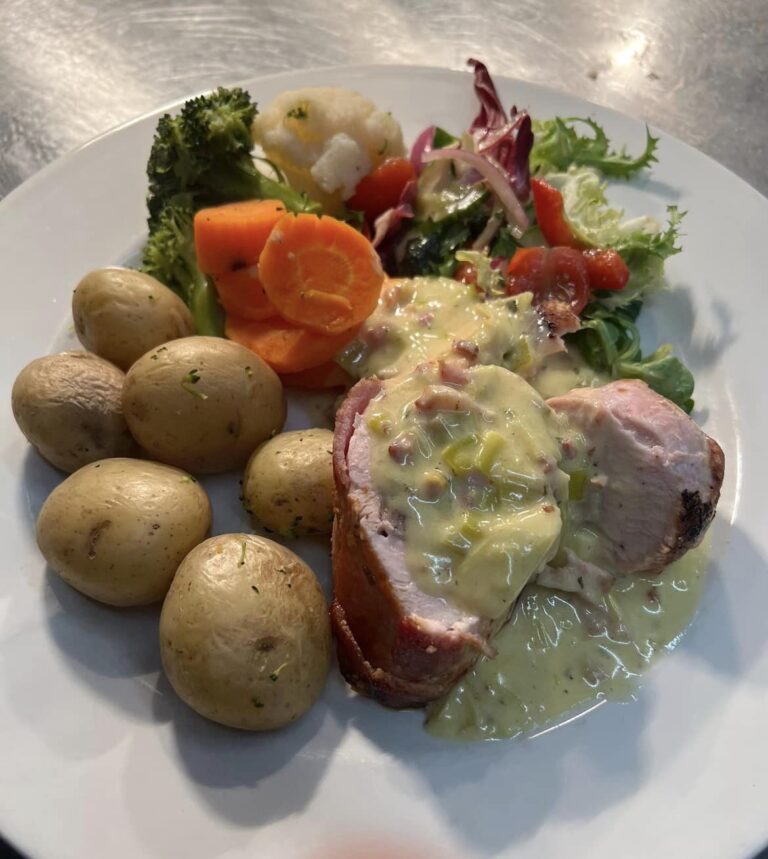 Self Catering lodges Lake District 768x859