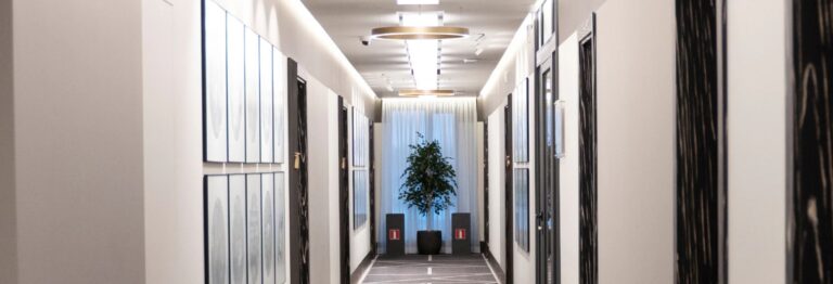 imgi 10 banner slider 768x262