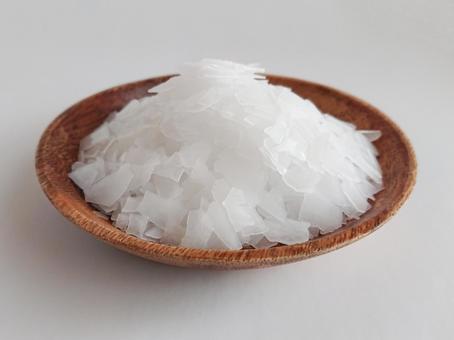 magnesium chloride flakes