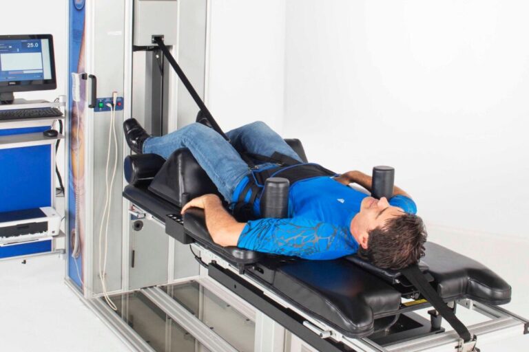 IDD Therapy Accu Spina 1200x800 1 768x512