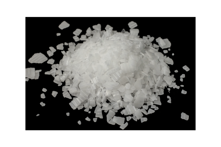 caustic soda flakes 768x512
